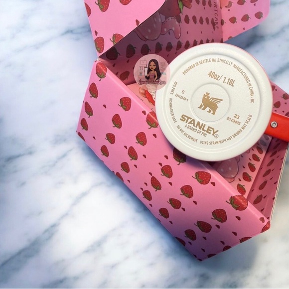 Stanley Red Strawberry Shortcake Tumbler with Straw and Straw Topper - Picture 4 of 4